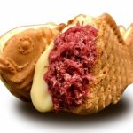 セガのたい焼き「コンビーフたい焼き（とろ～りチーズ入り）」